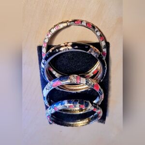 Elegant Multicolor Bangle Set (4)